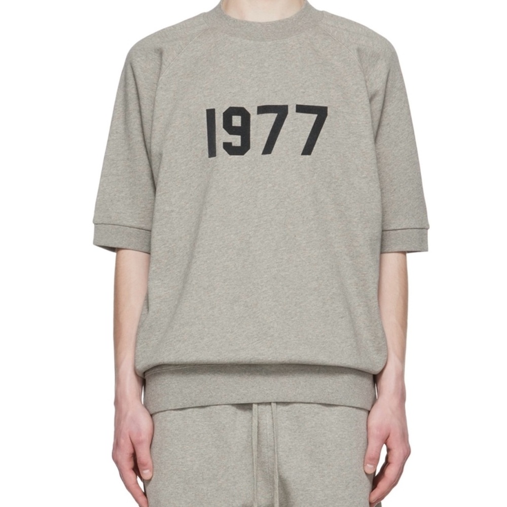 Gray Men's Essentials Shirt with 1977 Print
